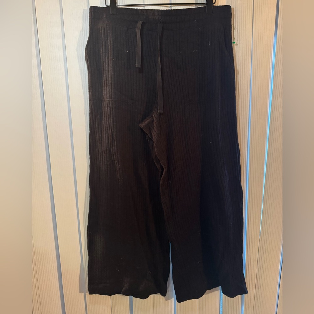 LOFT Women's Dark Black Knit Pants